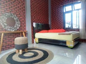  Kurnia Homestay  Тернате